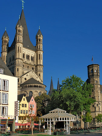 Foto Groß St Martin hinter Fischmarkt