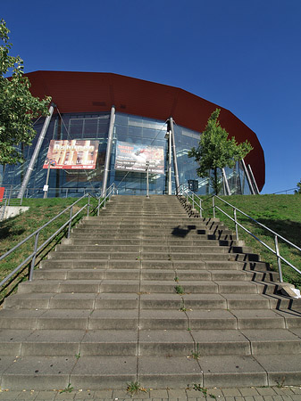 Foto Kölnarena auf der Treppe - Köln