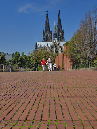 Weg zum Kölner Dom Foto 