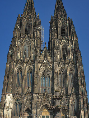 Westfassade des Kölner Doms Fotos