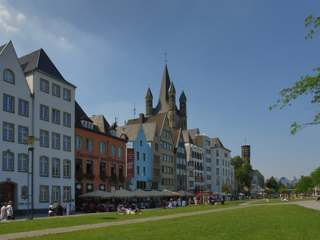 Groß St Martin hinter Fischmarkt