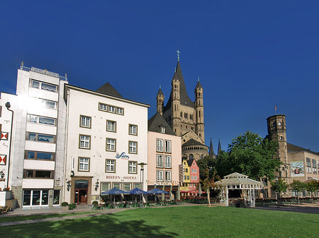 Groß St Martin hinter Fischmarkt Foto 