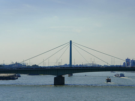 Foto Deutzer Brücke - Köln