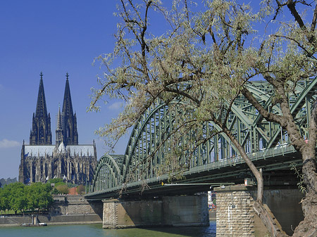 Foto Hohenzollernbrücke am Kölner Dom - Köln