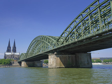 Foto Hohenzollernbrücke am Kölner Dom - Köln