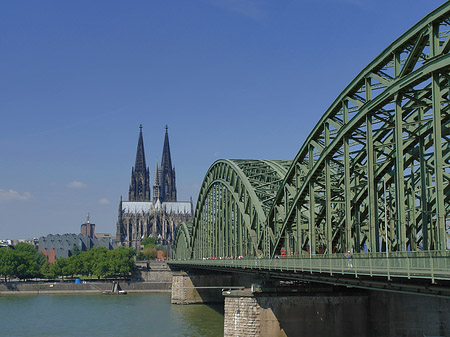 Fotos Hohenzollernbrücke am Kölner Dom