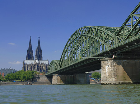 Hohenzollernbrücke am Kölner Dom