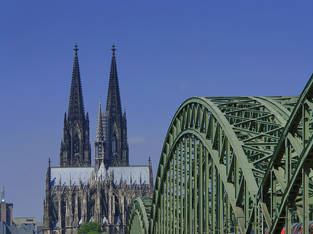 Foto Hohenzollernbrücke beim Kölner Dom