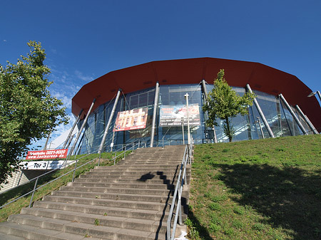 Foto Kölnarena auf der Treppe - Köln