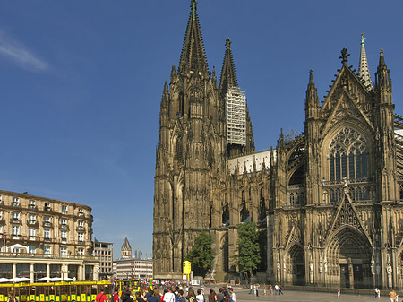 Fotos Bimmelbahn fährt zum Kölner Dom | Köln