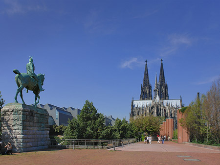 Weg zum Kölner Dom