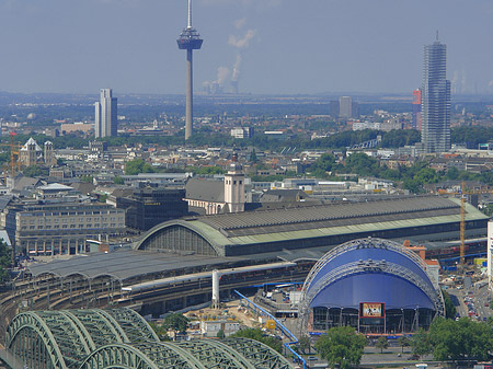 Fotos Musical Dome vor Hauptbahnhof