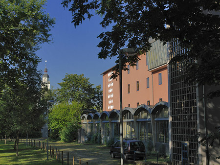 Schule mit St Maria vom Frieden