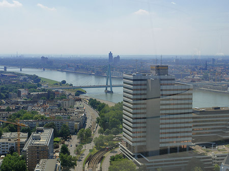 Foto Severinsbrücke mit Lufthansa - Köln