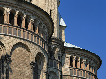 Foto Kirchturmspitze der St Aposteln - Köln