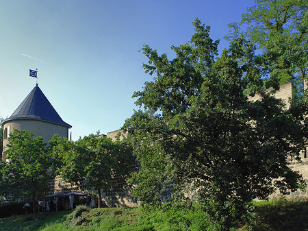 Fotos Stadtmauer und Sachsenturm am Sachsenring