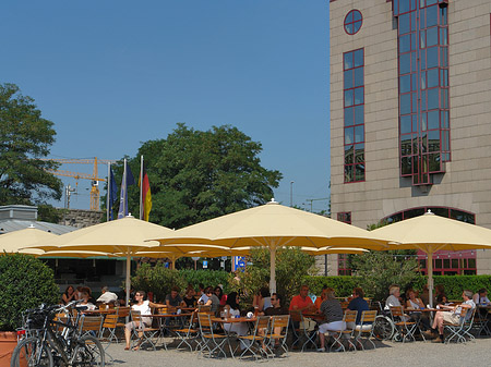 Schirme auf der Urbanstraße